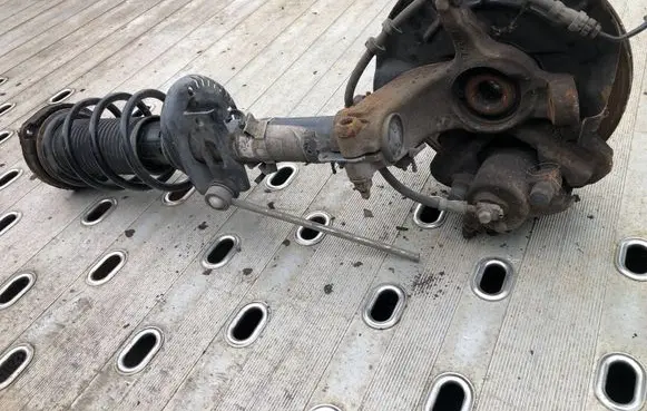 Volkswagen Fox Front shock absorber with coil spring 5Z0413031A
