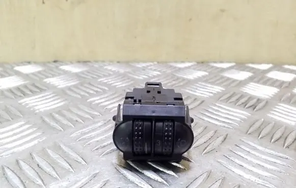 Volkswagen PASSAT B5.5 Headlight level height control switch 3B0941333C