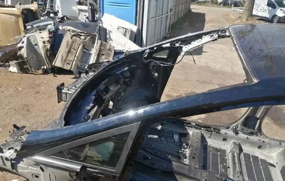 Ford Fiesta Roof 