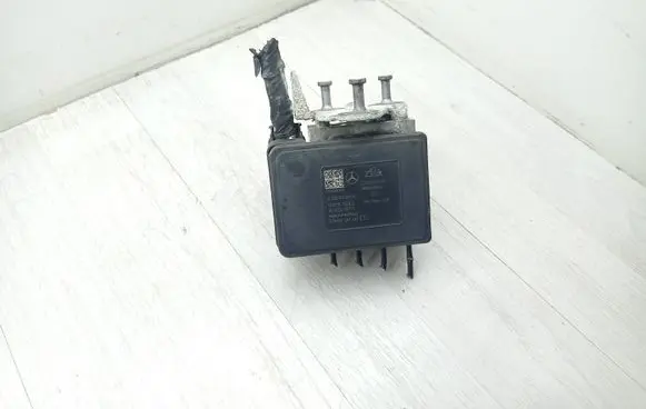 Mercedes-Benz C W205 ABS Pump A2059012800 A2054313112 10062236711