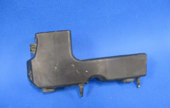 Audi A4 S4 B7 8E 8H Front bumper mounting bracket 8E0807284E