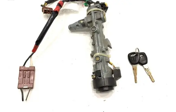Honda CR-V Ignition lock