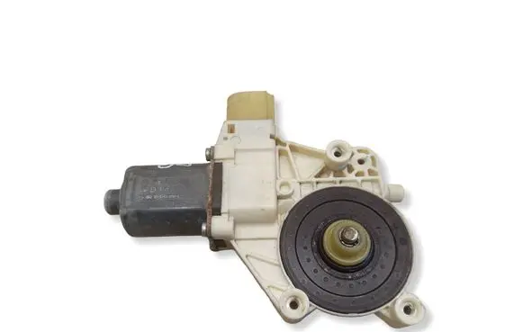 Ford Mondeo MK IV Front door window regulator motor 0130822286