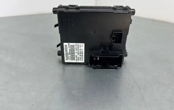Mercedes-Benz E W213 Air conditioning/heating control unit A0009003810