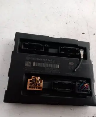 Audi A4 S4 B8 8K Comfort/convenience module 8K0907064C