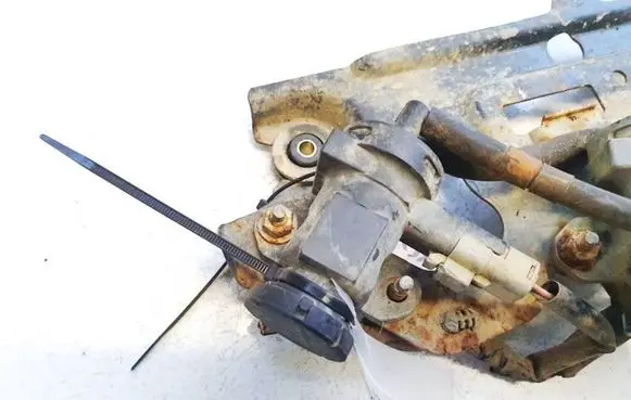 Peugeot 607 Turbo solenoid valve 702556240 6116305 7025562406116305