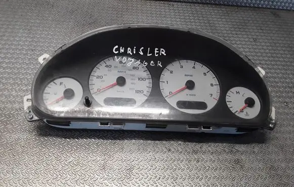 Chrysler Town & Country IV Speedometer (instrument cluster) 748AI07910