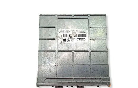 Audi A4 S4 B5 8D Engine control unit/module 8D0907558A 0261204503