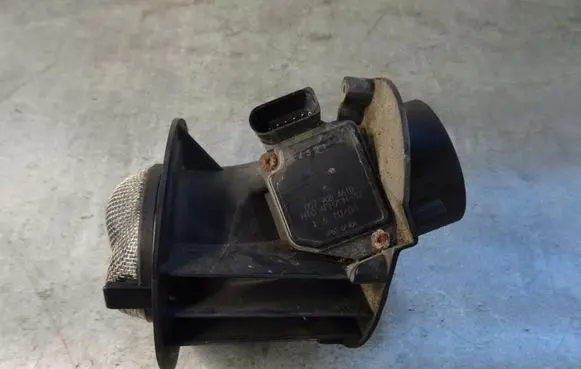Audi A8 S8 D3 4E Mass air flow meter PRZEPŁYWOMIERZ 057906461D 4.0 TDI ASE AUDI A8 D3