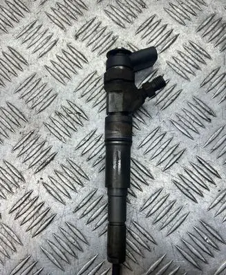 BMW 3 E46 Fuel injector 0445110131 9202