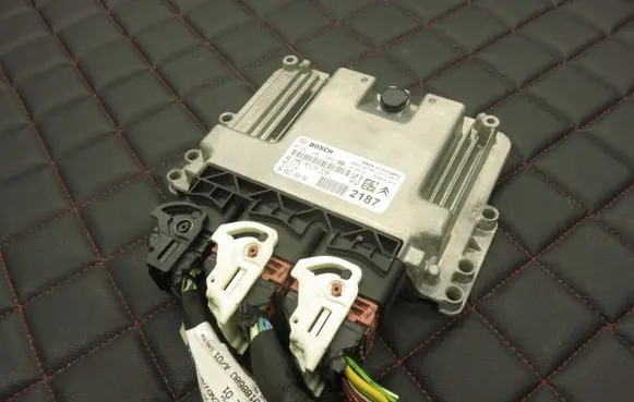 Peugeot 207 Engine control unit/module 0261201505 9663193780 9666326080