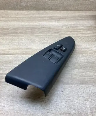 Toyota Solara Electric window control switch 74232AA080 9890C3D