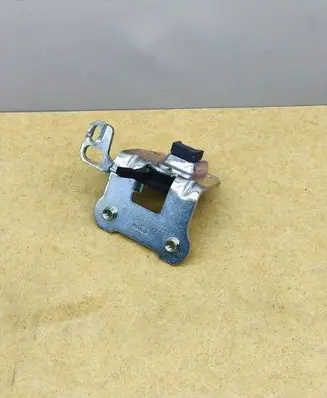 Mercedes-Benz C W204 Seat back rest lock catch A2049200572