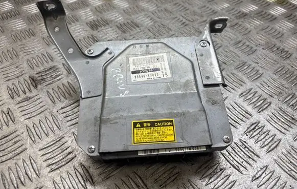 Toyota Prius (NHW20) ABS control unit/module 8954047080