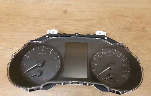 Nissan Pulsar Speedometer (instrument cluster) 248103ZU0A 3ZU0A
