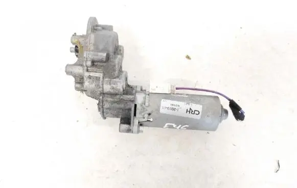 BMW X3 E83 Seat adjustment motor 0130002620 1-2003-01
