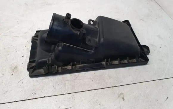 Toyota Avensis T250 Air filter box cover 4614412829