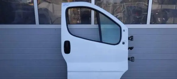 Opel Vivaro Front door