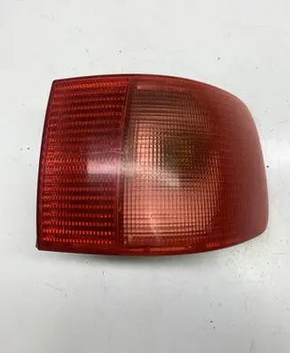 Audi A6 S6 C4 4A Rear/tail lights 138008 138566