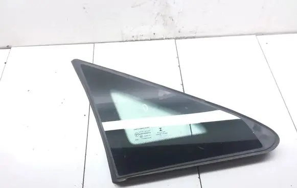 Mercedes-Benz Vito Viano W447 Front door vent window glass four-door 43R000016 AS2
