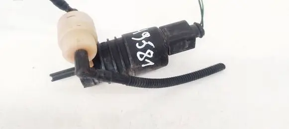 Audi A6 S6 C5 4B Windscreen/windshield washer pump