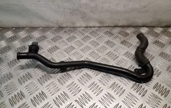 Volkswagen Tiguan Engine coolant pipe/hose 5N0121065