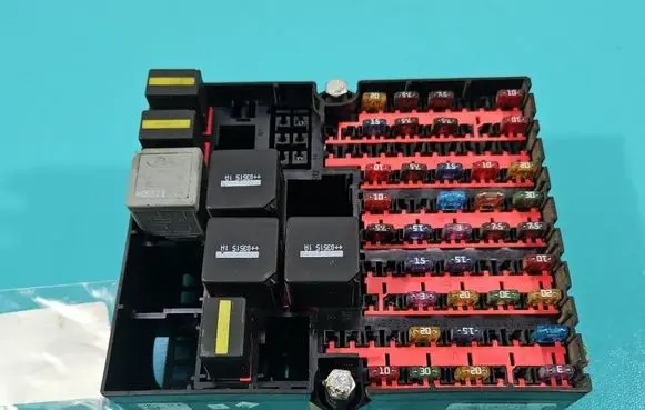 Ford Fiesta Fuse box set 4S6T-14401-FB IMPRK1516303