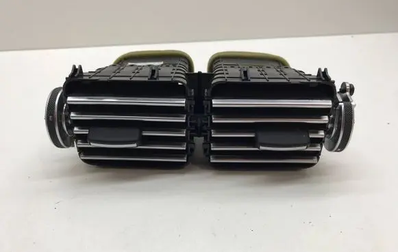 Land Rover Range Rover L405 Rear air vent grill CK52014A22AA