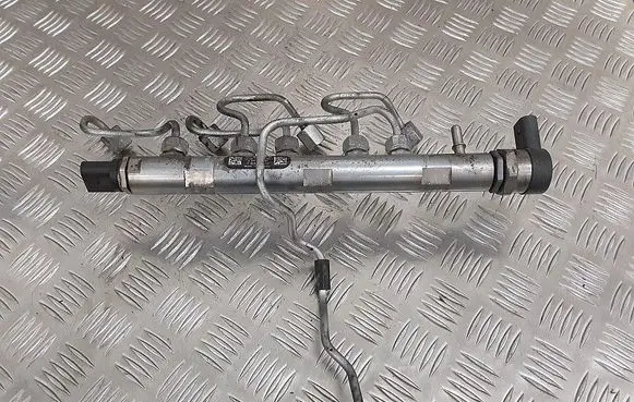 Fiat 500L Fuel main line pipe 780912702 0445214182 0281002738
