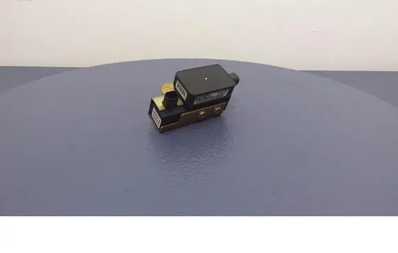 Volkswagen Golf IV ESP acceleration yaw rate sensor 1J0907657A