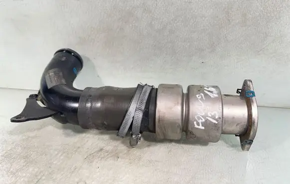 Ford Focus Intercooler hose/pipe Av616c750ae