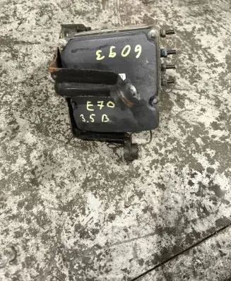 BMW X5 E70 ABS Pump 6854055 6854057 E7071