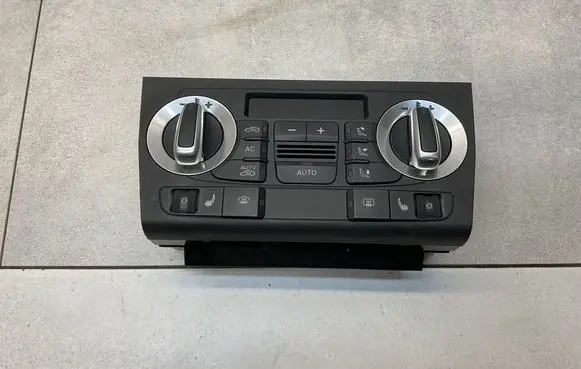 Audi A3 S3 8P Climate control unit 8P0820043BN