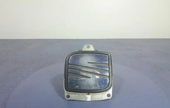 Seat Toledo III (5P) Tailgate/trunk/boot exterior handle 5P0827565C