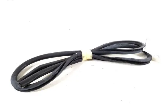 Lexus IS 220D-250-350 Front door rubber seal 62311-53030