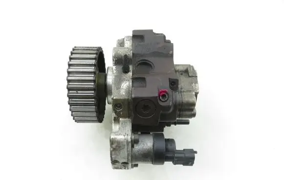 Suzuki Grand Vitara II Fuel injection high pressure pump 0445010087 8200342594 0928400575