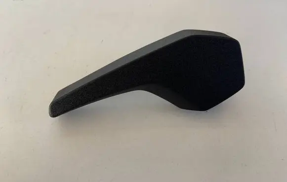 Audi Q7 4M Engine bonnet (hood) release handle 4M0823661D 4M0823661