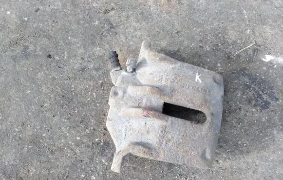 Renault Scenic II - Grand scenic II Front brake caliper