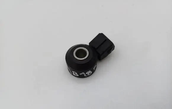 Opel Zafira B Detonation knock sensor 55353316