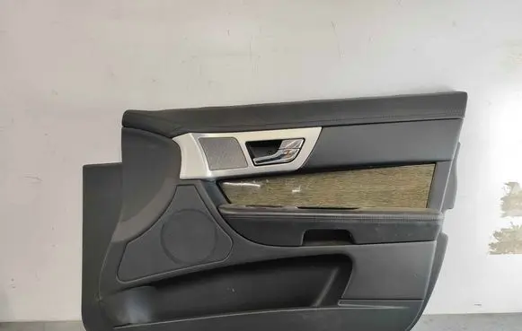 Jaguar XF X250 Front door card panel trim 8x235423712e