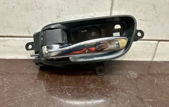 Renault Koleos II Front door interior handle