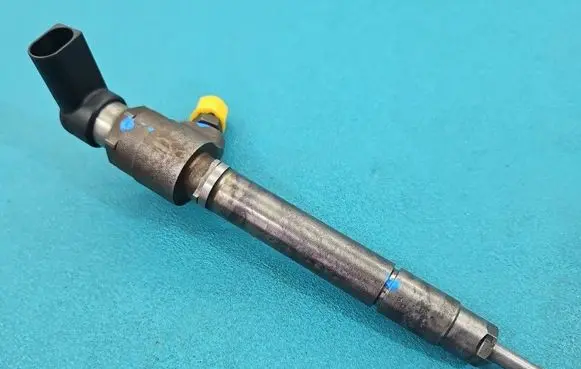 Jaguar XF X250 Fuel injector 5U3Q9K546AA IMPRK1598779