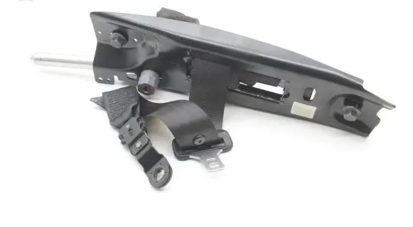 Volvo V70 Front seatbelt 7860306