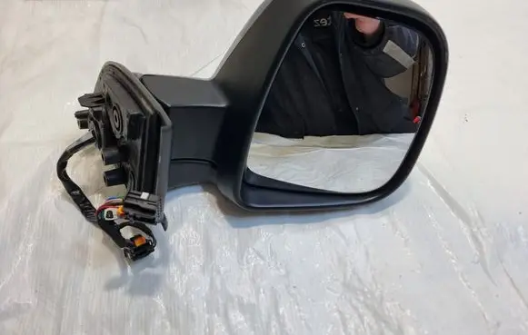 Opel Combo E Front door electric wing mirror 