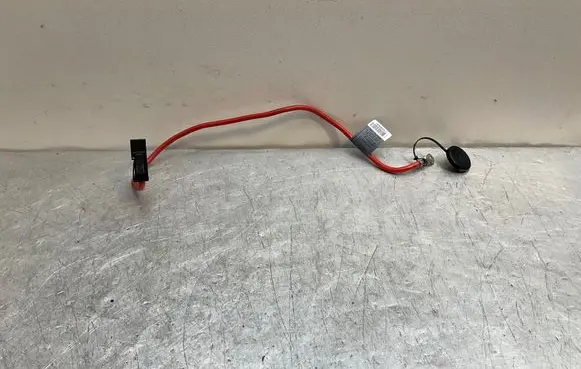 Positive cable (battery)