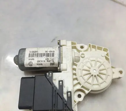 Volkswagen Golf IV Rear door window regulator motor 1J4959811C 171645 101429202