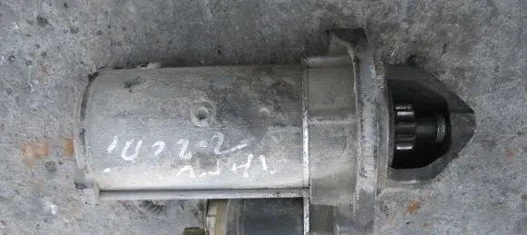 Mercedes-Benz E W211 Starter motor A0051511301