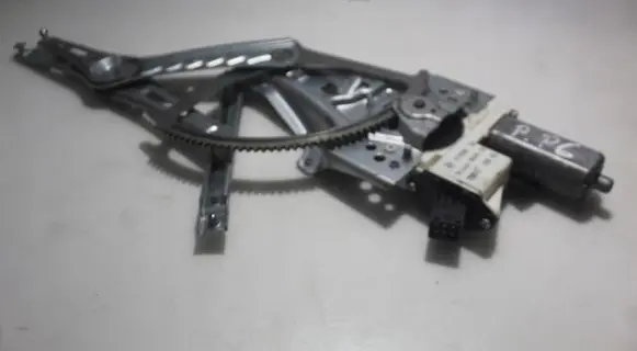 Front window lifting mechanism without motor