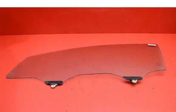 Honda Civic IX Front door window glass four-door 