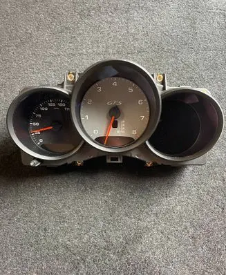 Porsche Macan (95B) Speedometer (instrument cluster) 95B920911EA